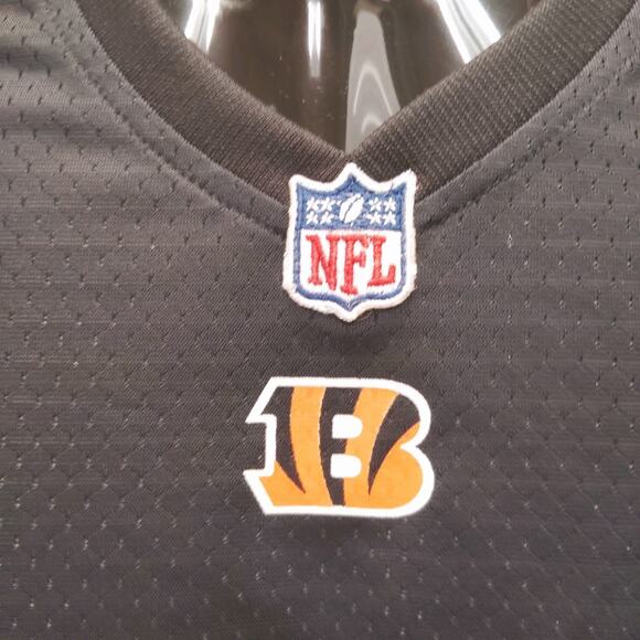 Cincinnati Bengals Jersey Womens Small Black NFL Pro Line Football Sports V Neck - Picture 6 of 7